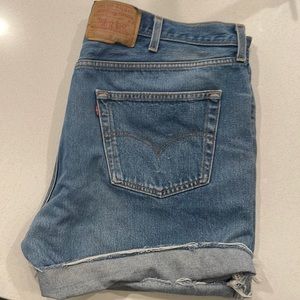 Levi’s 501 vintage cut off shorts sz 18